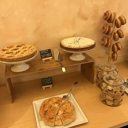 Merope Отель 3*