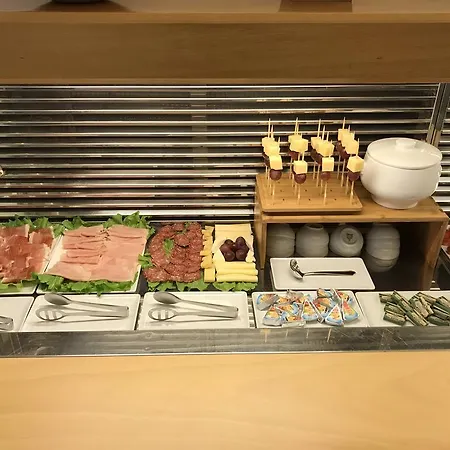 Merope 호텔 리미니