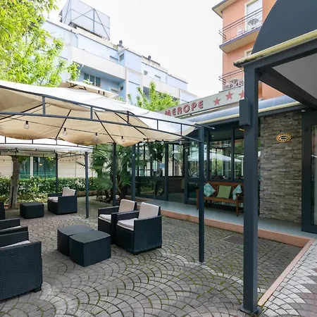 Merope 酒店